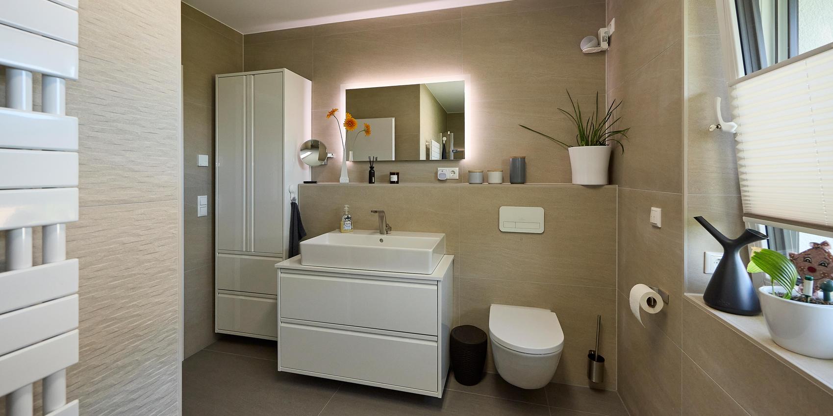 Haustyp individuell Dusch-WC