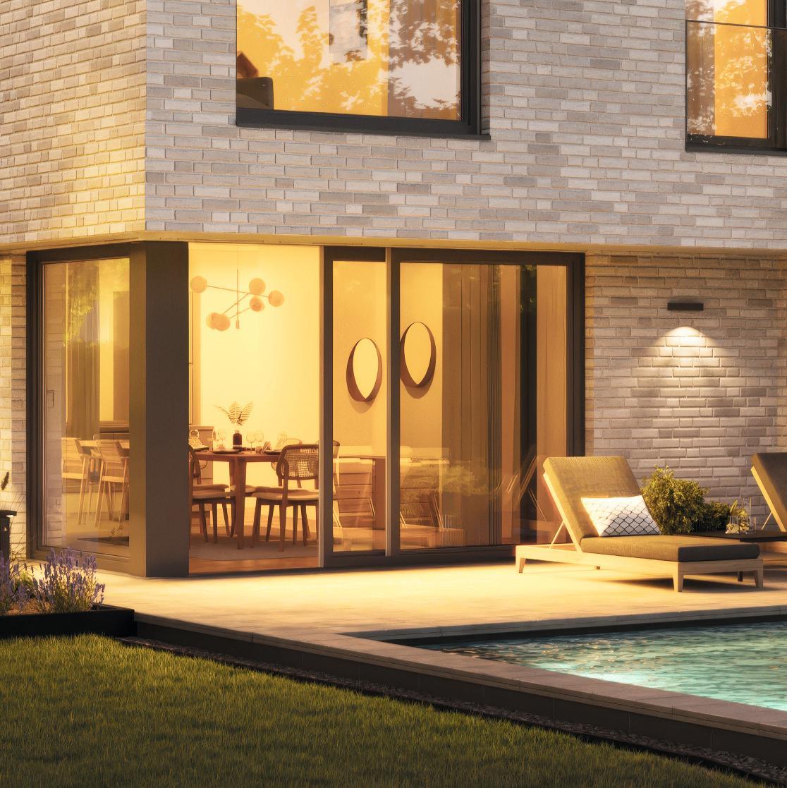 Überdachte Terrasse mit Eckfenster beim Viebrockhaus Edition 900 II