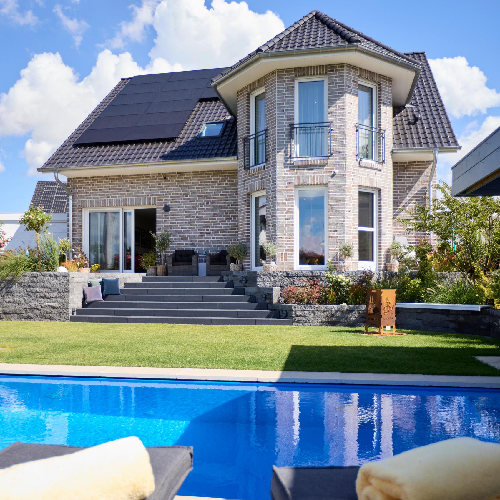 Maxime 800 Haus mit Pool