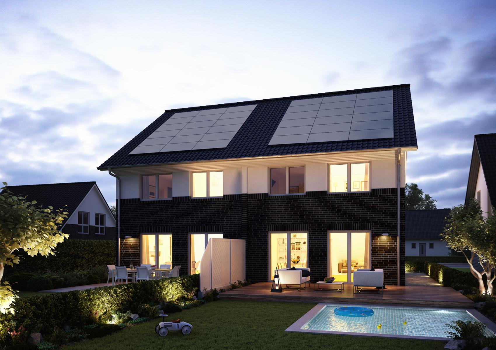 Maxime 1000D mit Solaranlage
