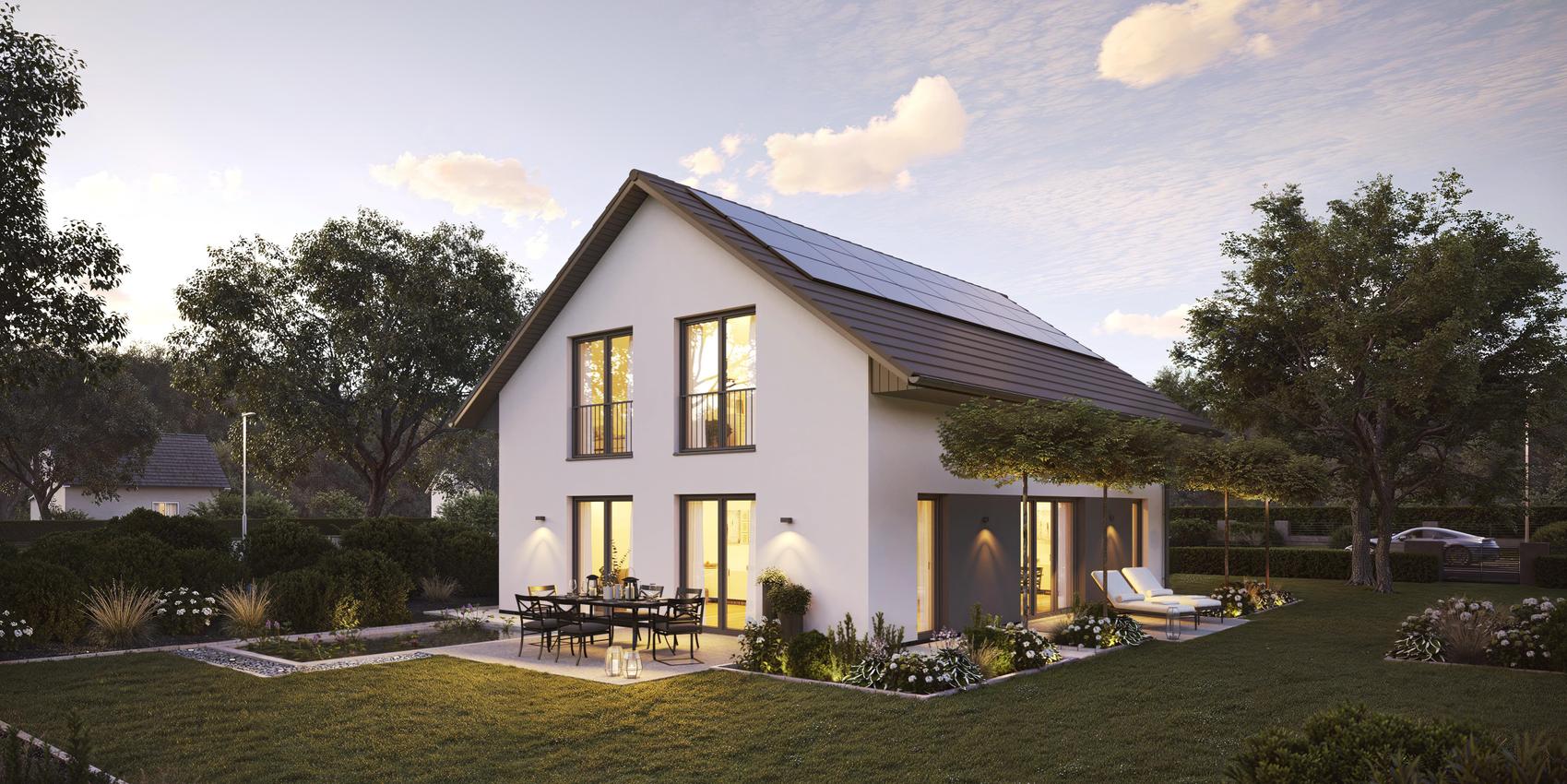 Rückansicht des Maxime 300 - ein Einfamilienhaus weiß verputzt mit einer umlaufenden Terrasse von Viebrockhaus