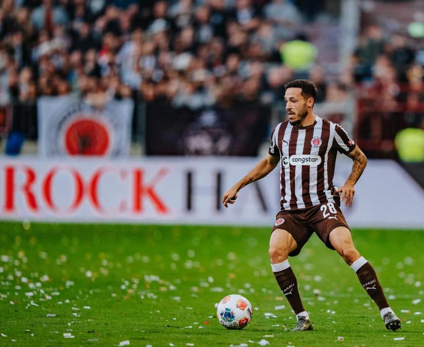 Viebrockhausbande vor BVB Block