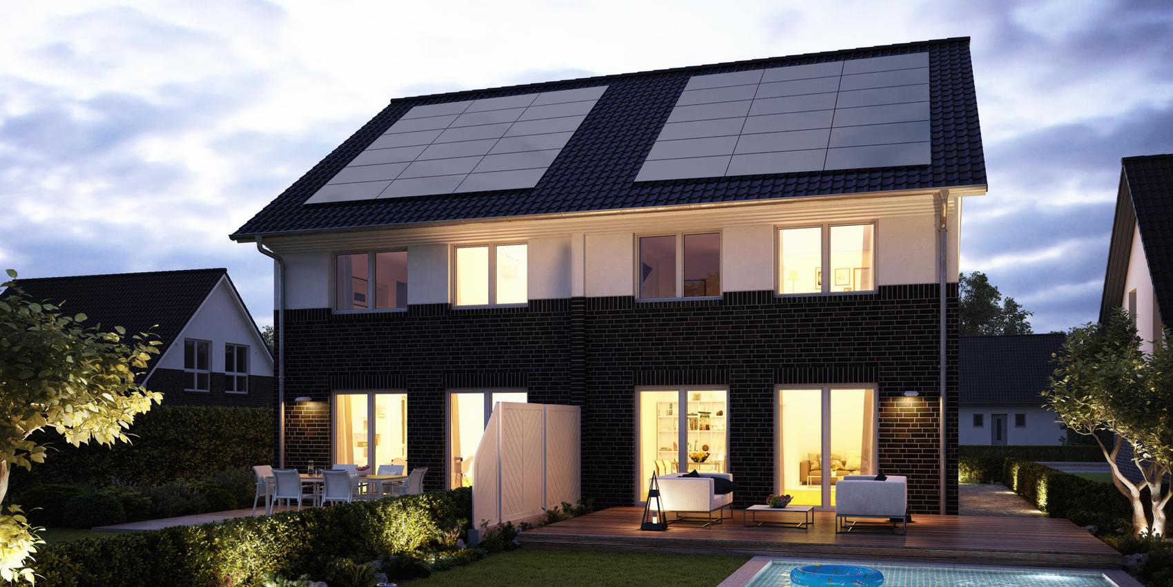 Maxime 1000D mit Solaranlage