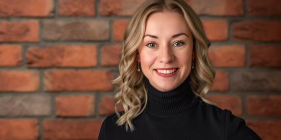 Ansprechpartnerin Jenny Fitschen